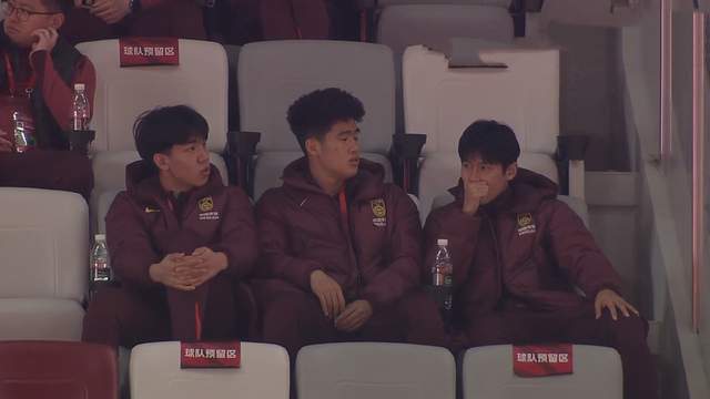 1-0,U23国足邀请赛不败收官,杜月徵轰出落叶球,越南队下脚太狠
